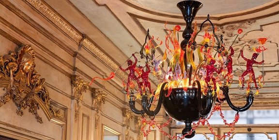 Murano Chandelier: A Timeless Masterpiece of Italian Art Glass